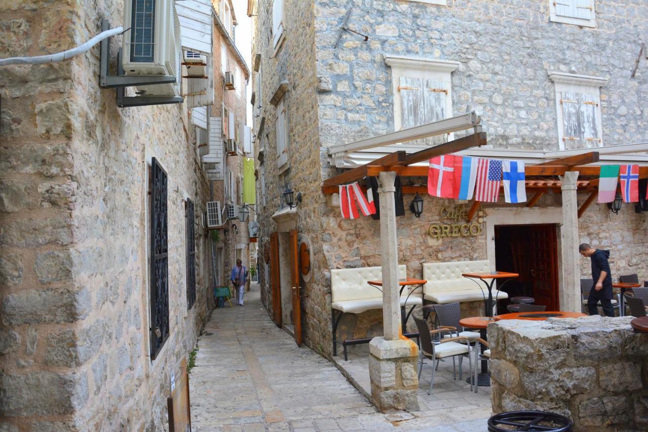 Montenegro Backpackers Home Будва Екстер'єр фото